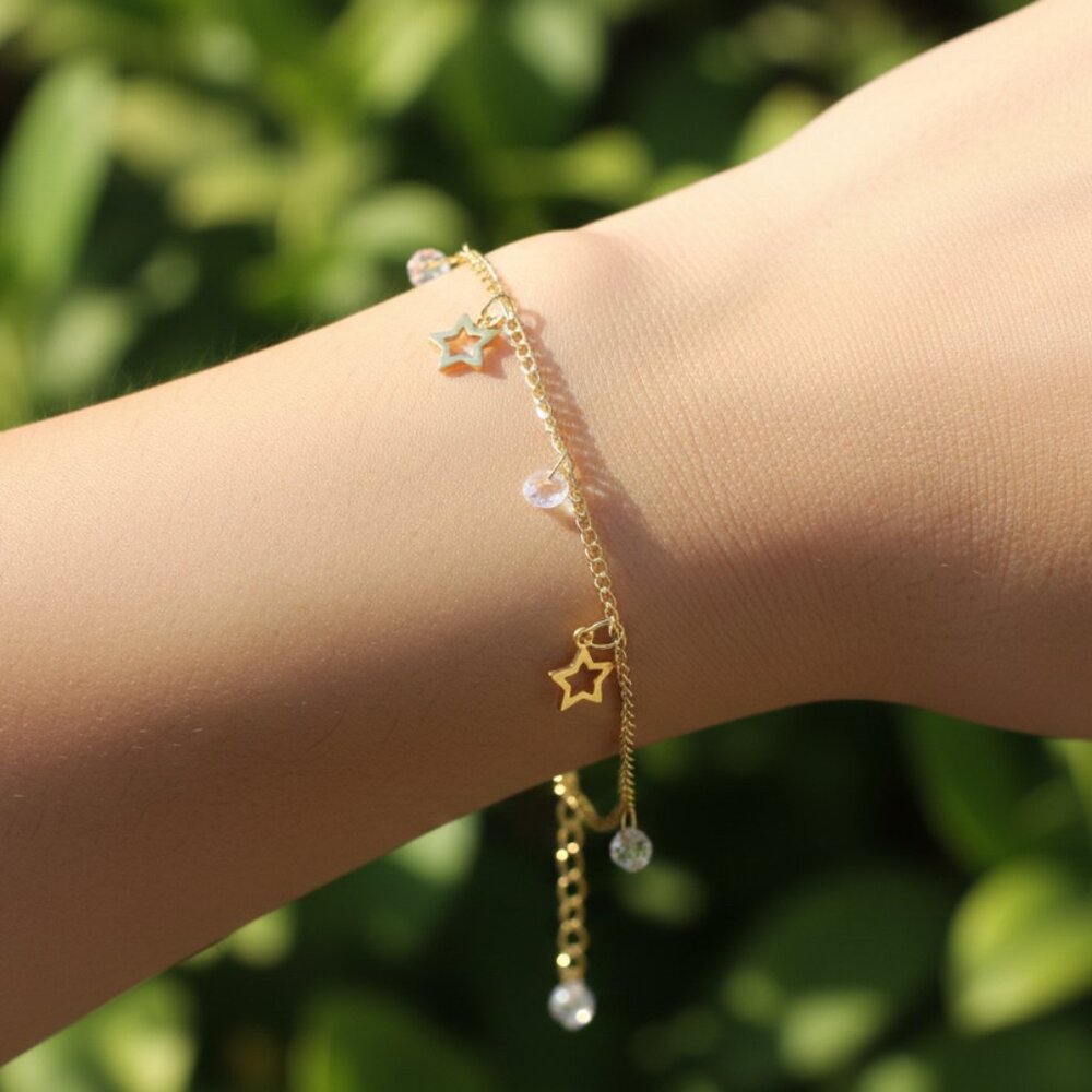 "Trendy Handmade Bracelet – A Stylish Gift for Women & Girls, MAR091515
